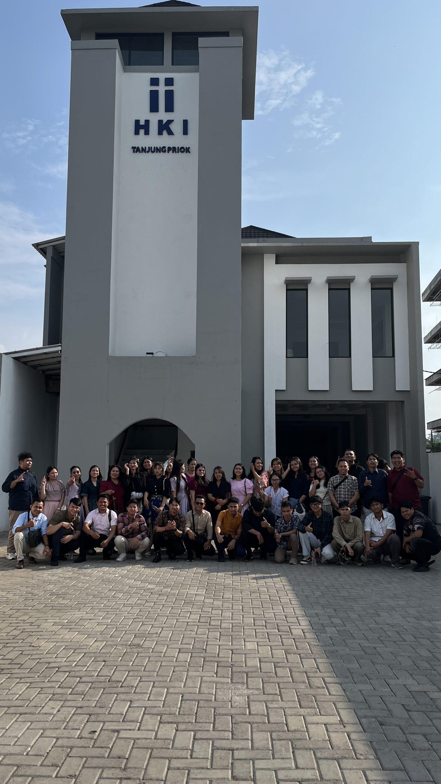 Naposo-Diaspora-Kunjungi-HKI-Tanjung-Priok-Pererat-Kebersamaan-dalam-Ibadah-dan-Pelayanan